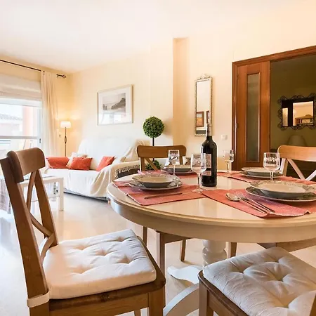 Cozy In With Kitchenette *